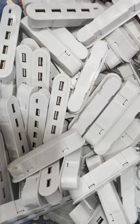 4-in-1 USB Hub Adapter | High-Speed Multi-Port Extension Hub - O Galaxy Mart